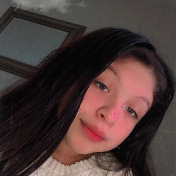 Meet your Posher, Paola - Picture 1 of 1